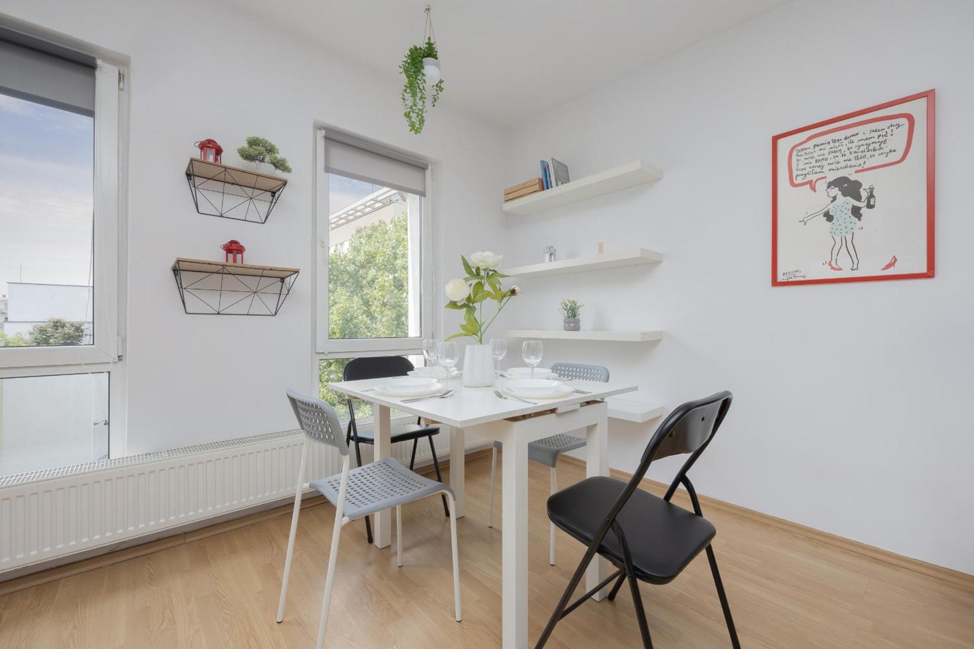 Rodzinne Studio Dla 4 Osob W Centrum Warszawy By Noclegi Renters Warsaw Exterior photo